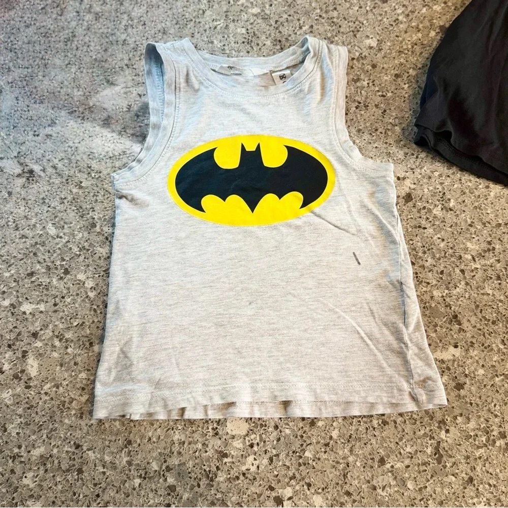 H&M l Batman Gray and Black Tank Top and Shorts Set l Size 6